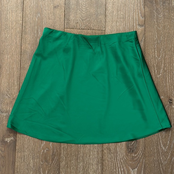 J. Crew Dresses & Skirts - J Crew Green Silk Skirt